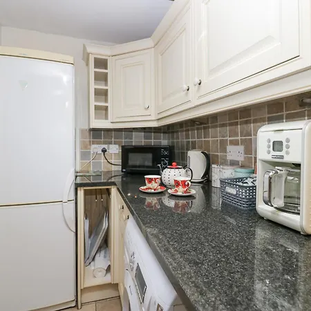 Taylor's * Κέσγουικ